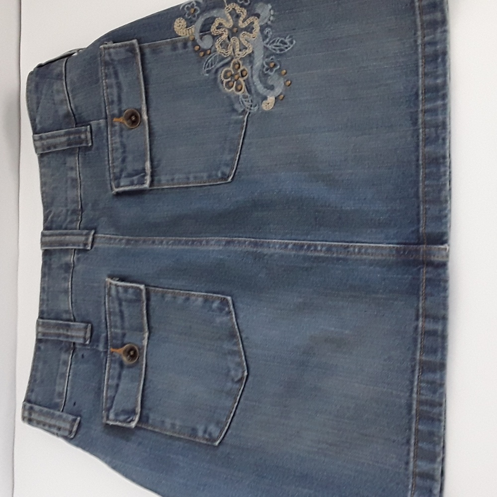 Denim skirt